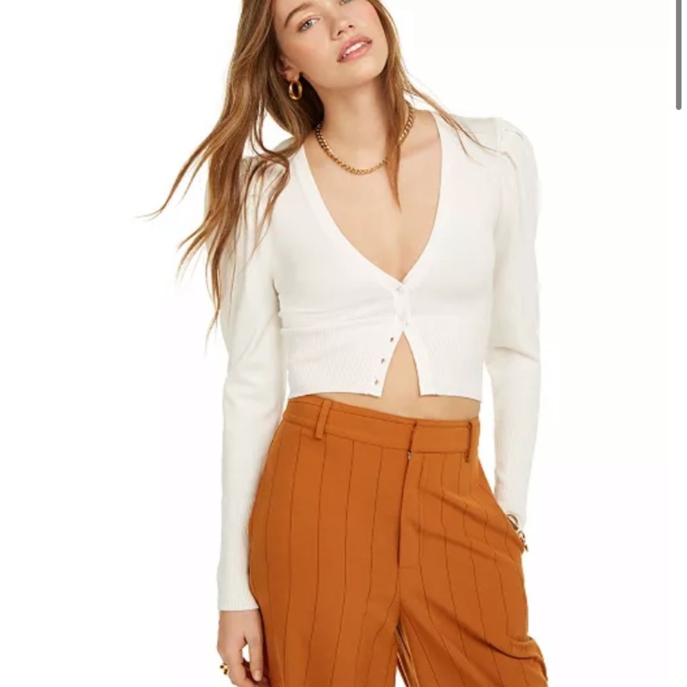 Danielle Bernstein white cardigan NWT - Picture 2 of 3